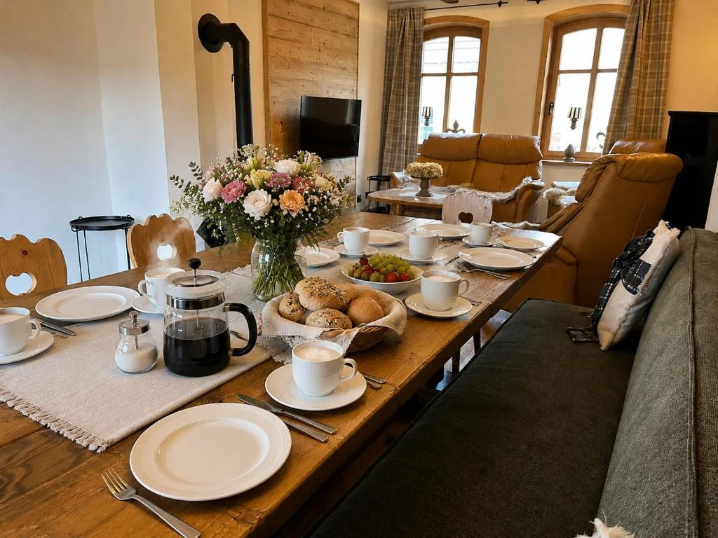Gedeckter Tisch · Ferienhaus Alte Provinz