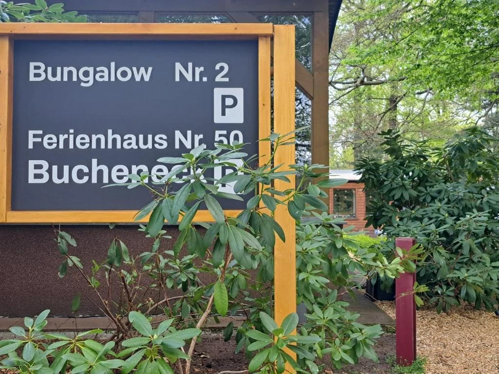 Willkommensschild · Ferienhaus Bucheneck