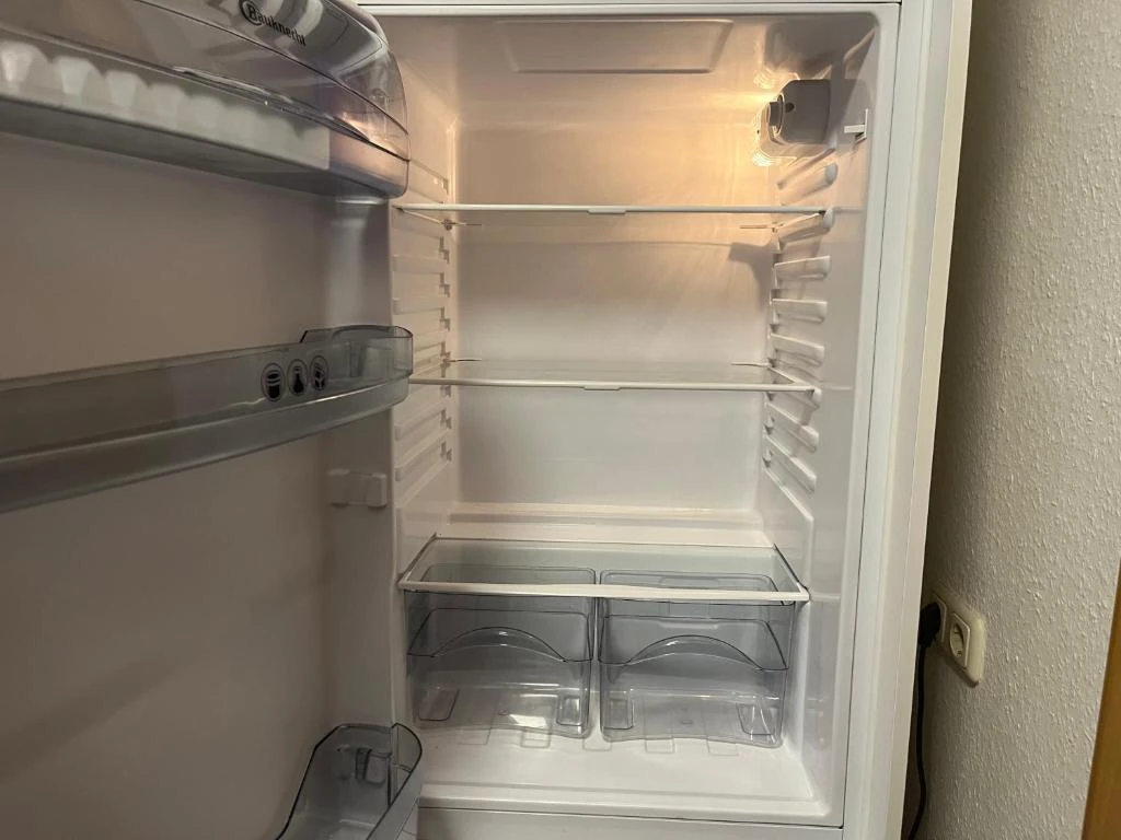 Kühlschrank · Der grüne Fürst · Appartement 2