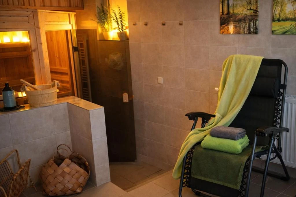 Ruhebereich bei der Sauna im Haus · Der grüne Fürst · Ferienwohnung 2