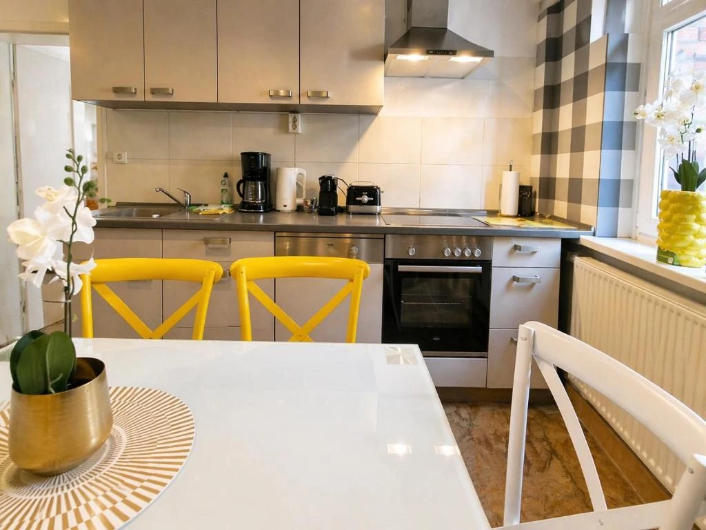 Küche 1 – weitere Perspektive · Der grüne Fürst · Apartment 1